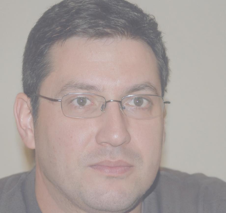 Instructor Gerardo Villar experto en presupuesto base cero